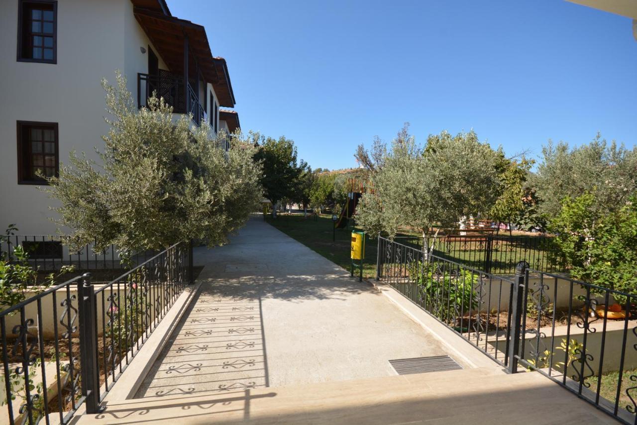 אולודניץ Saray Hotel מראה חיצוני תמונה