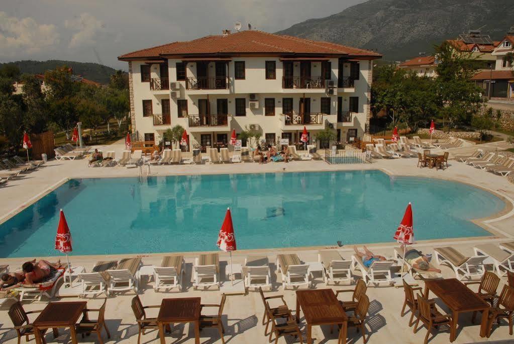 אולודניץ Saray Hotel מראה חיצוני תמונה